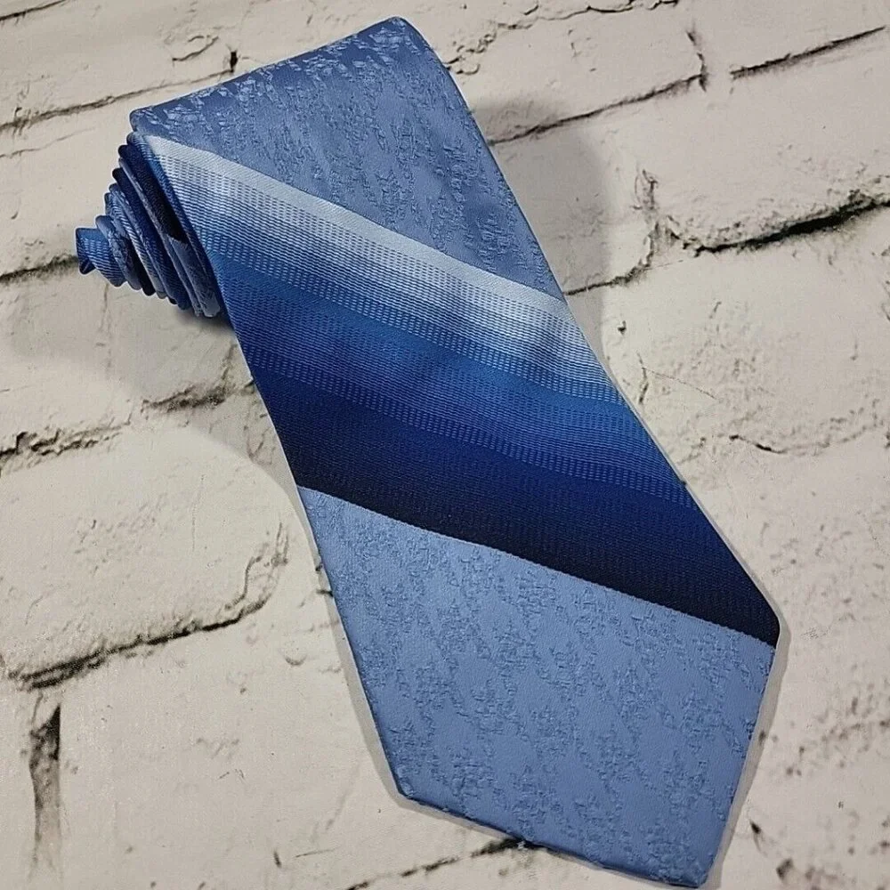 Vintage Don Loper of California Blue Diagonal Stripe‎ Neck Tie